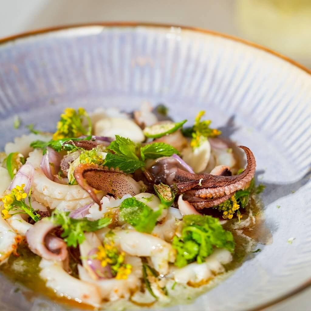 ยำปลาหมึกย่าง ยำปลาหมึกย่าง